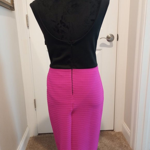 REDUCED! River Island Trendy Pink Knee Length Bodycon Dress size 18. SHOW OFF! - Picture 2 of 5